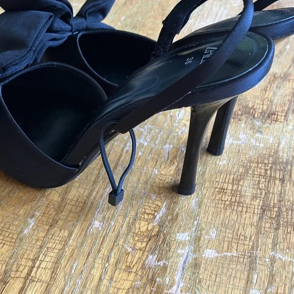 Zara Black Heels with Bow Accent - Picture 2 of 5